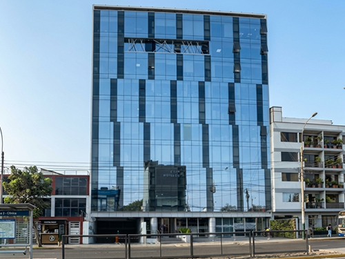 Edificio Square – Av. Benavides 2975, Miraflores